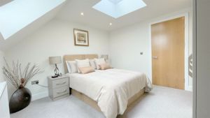 Photo 15- click for photo gallery